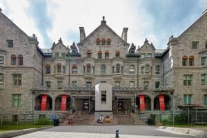 10 of the Best International Music Schools